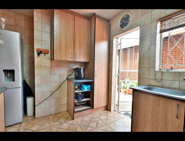 3 BEDROOM TOWNHOUSE FOR SALE IN MAYBERRY PARK